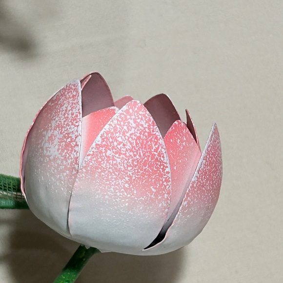 Metal spinning garden stake (1). Home Interiors “FROGGY’S FLORAL WINDMILL “ - Picture 2 of 9